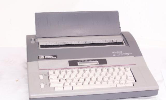 maquina de escribir moderna