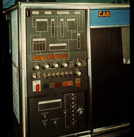 Αντικατάσταση λυχνιών με τραζίστορ