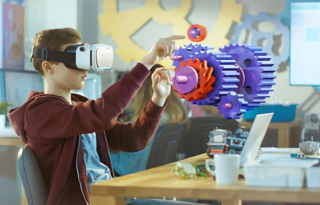 Emergence of Virtual Reality (VR) in Education