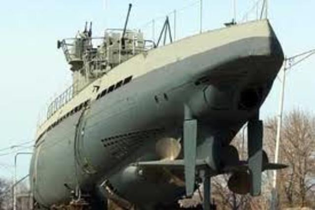 1. ΤΑ ΕΛΛΗΝΙΚΑ ΥΠΟΒΡΥΧΙΑ ΣΤΟ Β' ΠΑΓΚΟΣΜΙΟ ΠΟΛΕΜΟ