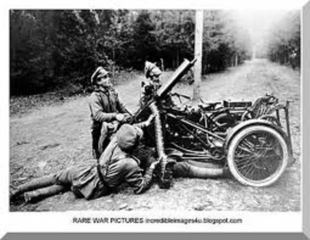 Wilhelm II allows Germany's alliance with Russia to expire