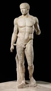 -Personaje: Policleto