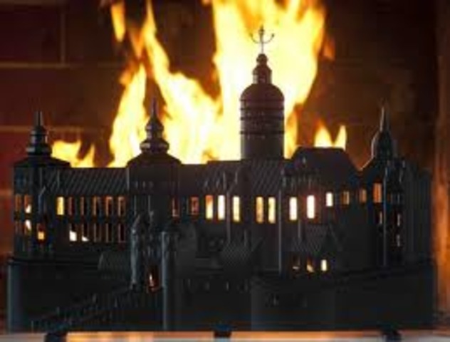 slottet 3 kronor brinner