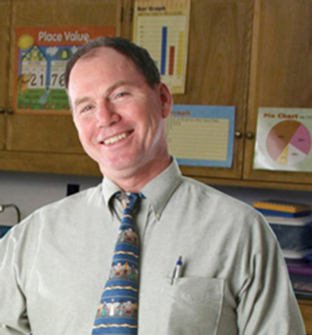 Francisco esta en la clase de Senor Lema