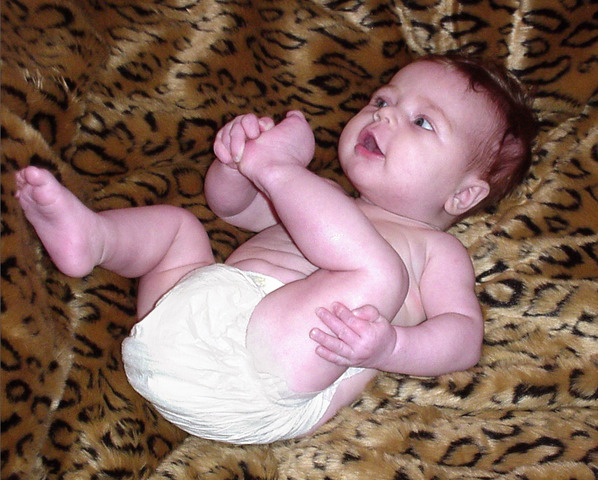 Infant begins to crawl