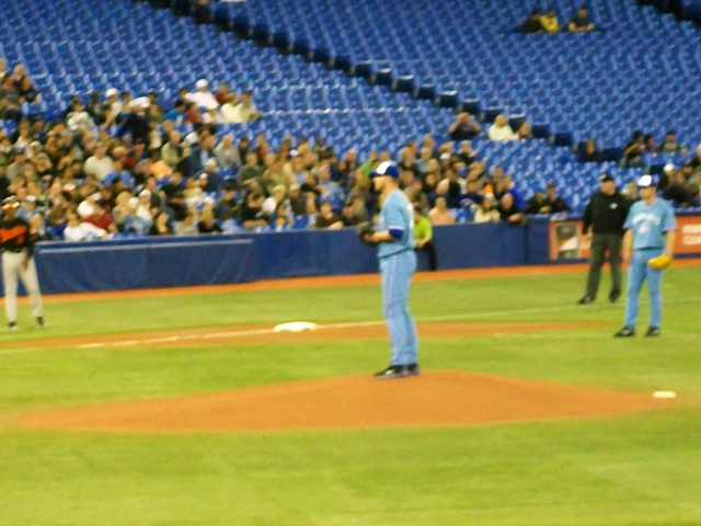 Roy Halladay wins his first Cy Young Award