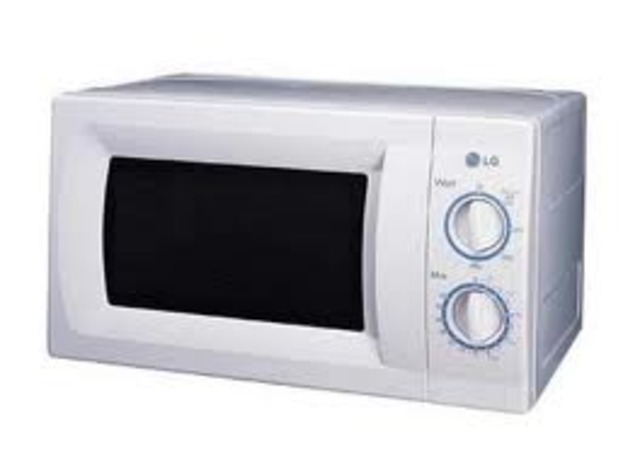MICROWAVE OVEN