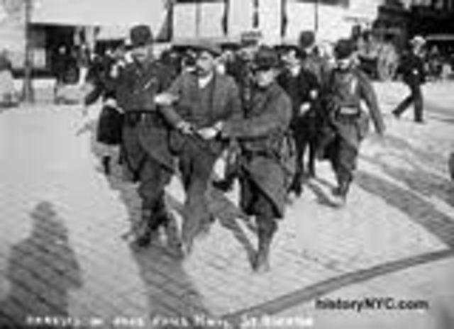 Americans begin to deport