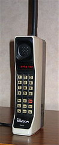 Analog Motorola DynaTAC 8000x