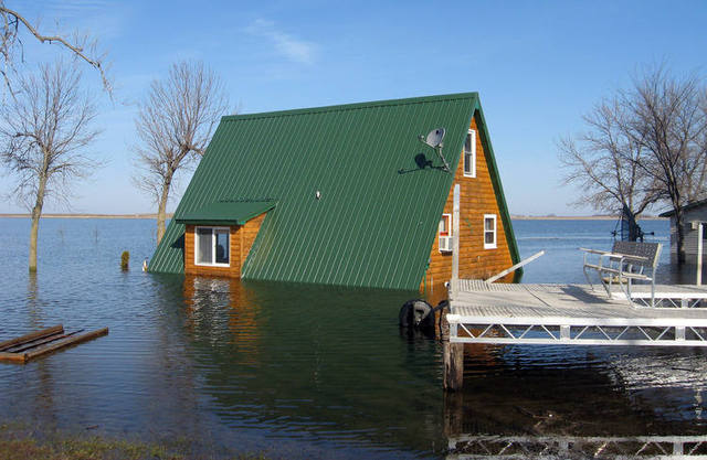 Waubay area threatened by rising lake waters
