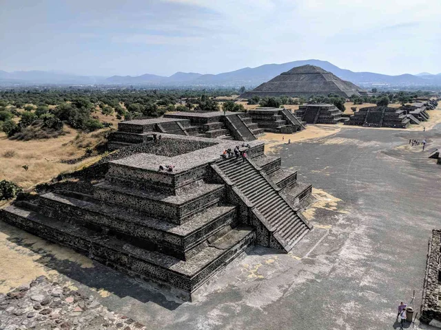Built their capital city, Tenochtitlán