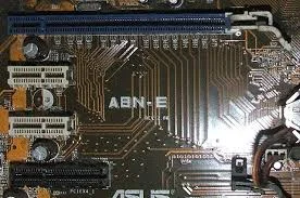 PCI Express (PCIe)