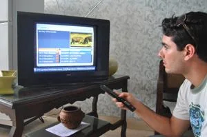 ||| 2000s - Transición de la televisión analógica a la digital