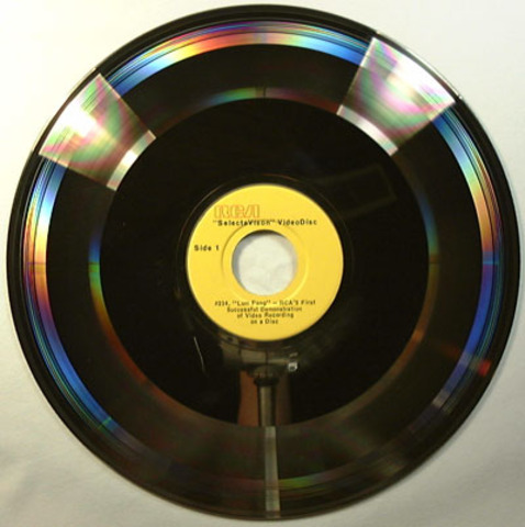 The First Successful RCA SelectaVision VideoDisc