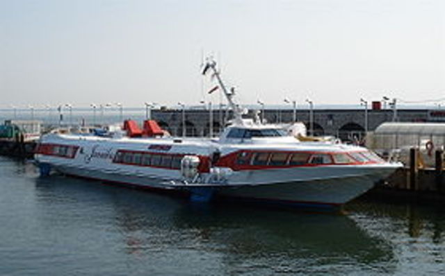 Πρώτο υδροπτέρυγο στην Ελλάδα.