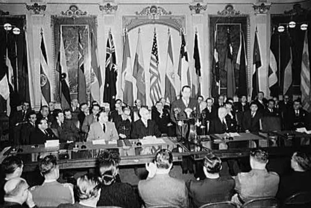 The US formalises the future creation of the UN.