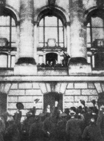 Kaiser Wilhelm II Dethroned -  Philipp Scheidemann Proclaims Germany a Republic