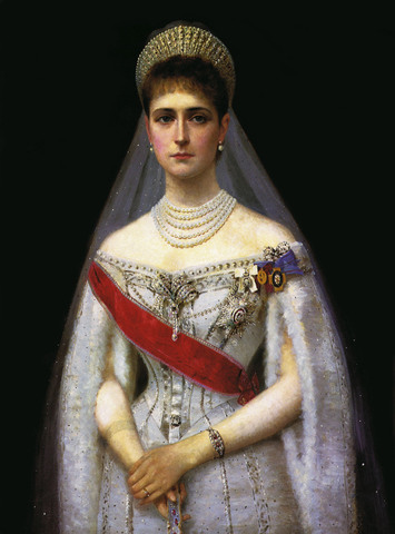 Nichlas II Marries Alexandra Fedorovna