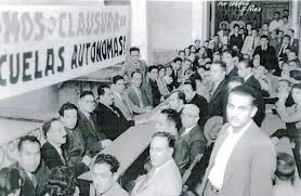 Segunda clausura de la Universidad