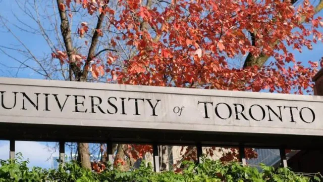 Universidad de Toronto de Canadá ofrece el 1er curso  totalmente en Línea
