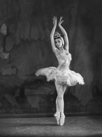 Le Baiser de la Fee (The Fairy's Kiss)