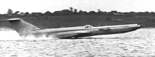 Το πρώτο Εκρανοπλάν.