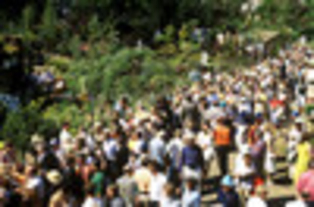 People approve of the First Interstate Center