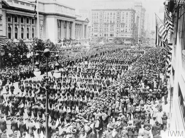 American combat forces arrive in France