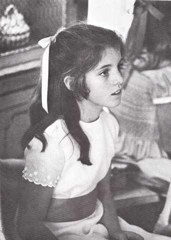 Duaghter is born and wins pulitzer prize in history for his book Profiles in Courage