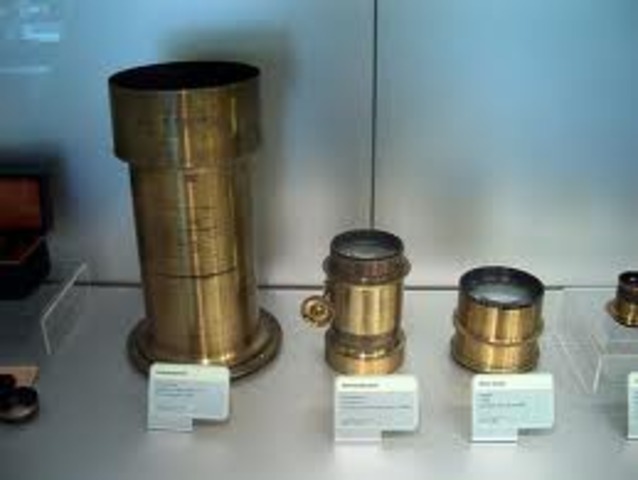 Τοποθέτηση φακού σε camera obsura