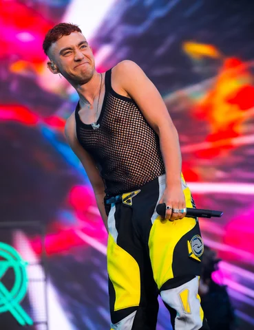 OLLY ALEXANDER IS GOING TO RELEASE HIS "POLARI" ALBUM