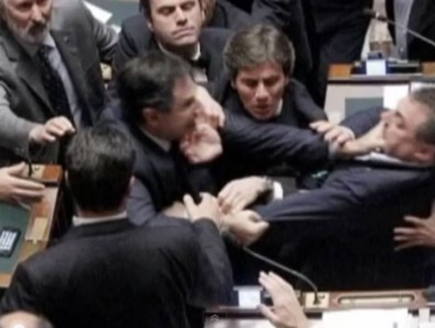 Sunday Morning: Act 1, i