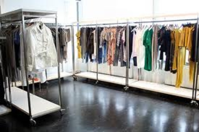 Amancio Ortega crea su pimera tienda de ropa