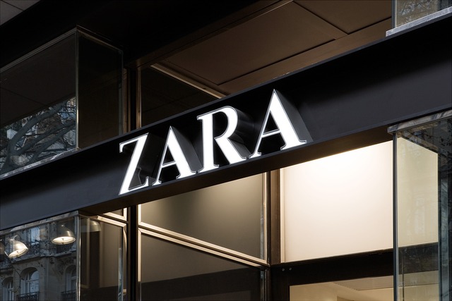 Primera tienda ZARA