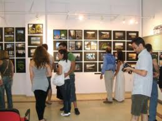 Η πρώτη φωτογραφική έκθεση