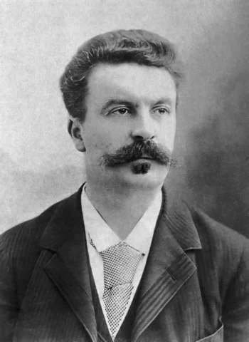 GUY DE MAUPASSANT