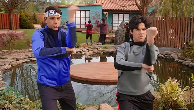 Daniel trains the Eagle Fang students