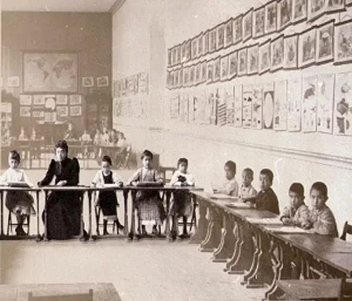 Escuela para menores.