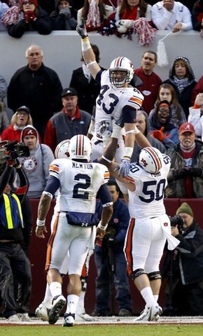#2 Auburn defeates #9 Alabama 28-27