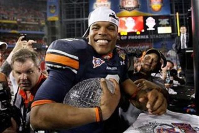 #1 Auburn defeates #2 Oregon 22-19 in BCS national championship