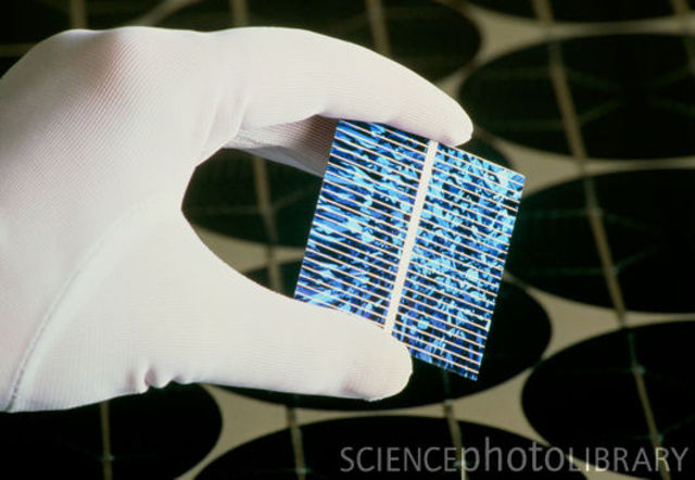 First Silicon Solar Cell