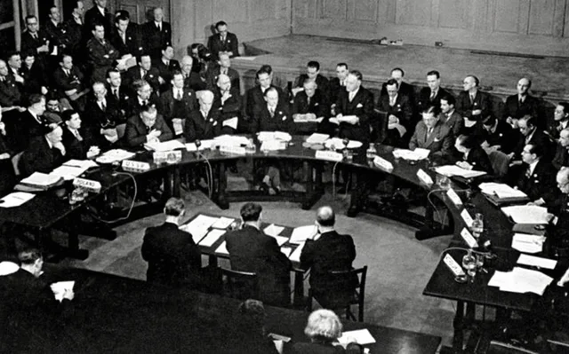 SOCIEDADE DE NACIÓNS