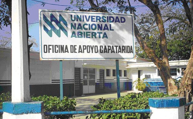 En Venezuela nace la Comisión Organizadora de la Universidad Nacional Abierta (UNA)