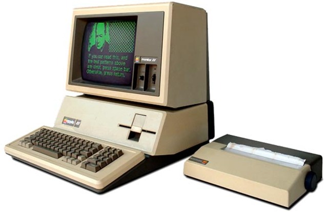 pkittle steals an Apple ][e ...
