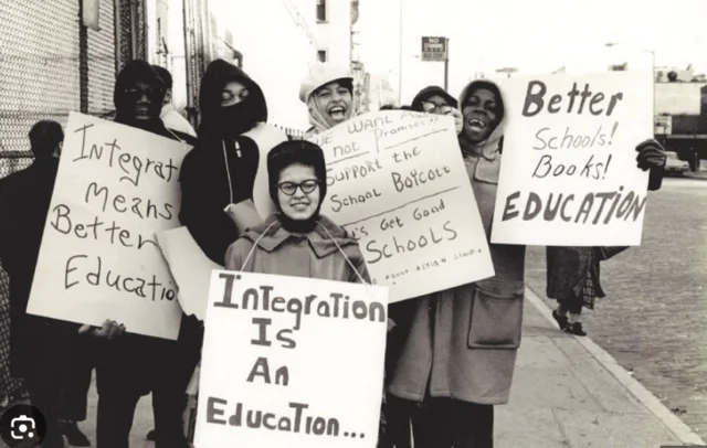 The Mainstream Movement (1980s)