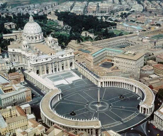 Rooma Peetri kiriku väljak