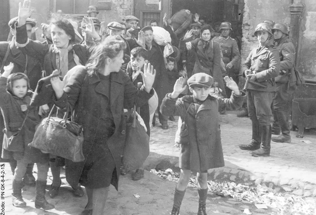 Germany Sealed the Warsaw Ghetto