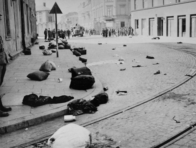 Himmler orders the liquidation of all ghettos in Poland and the Soviet Union