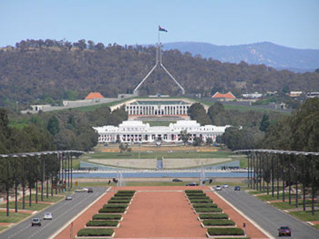 1908 Canberra was chosen to be the capital for AU