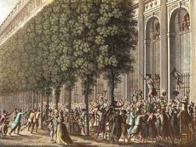 Desmoulins incite a crowd at Palais Royal
